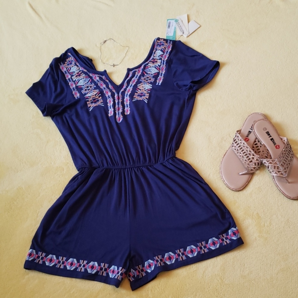 Alizeh Embroided knit Romper sz M